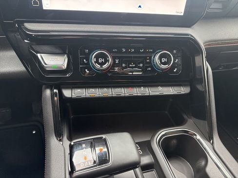 Certified 2023 GMC Sierra 1500 AT4 w/ AT4 Premium Package image 20