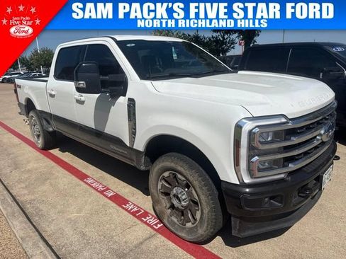 Used 2025 Ford F250 King Ranch w/ FX4 Off-Road Package AWD/4WD image 2