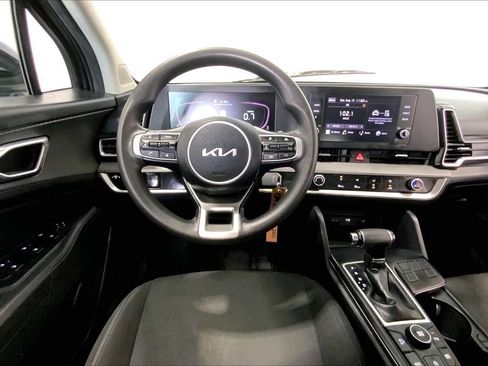 Used 2023 Kia Sportage LX FWD image 14