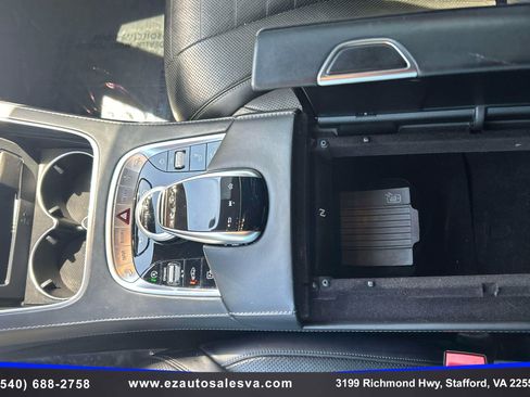 Used 2019 Mercedes-Benz S 560 4MATIC Sedan image 19