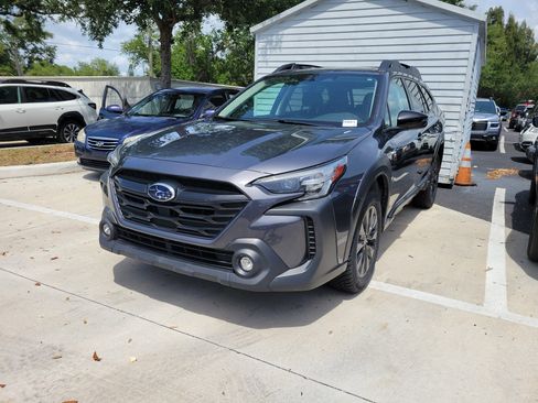 Used 2023 Subaru Outback Onyx Edition AWD/4WD image 3