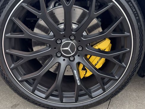 Used 2022 Mercedes-Benz SL 63 AMG 4MATIC image 9