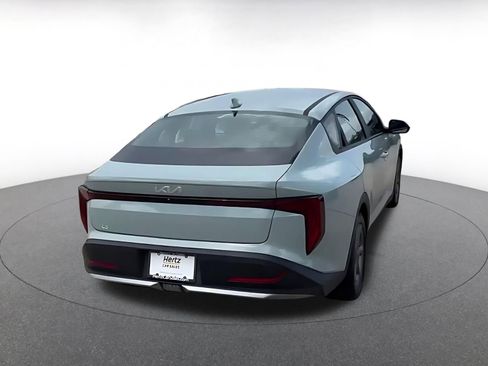 Used 2025 Kia K4 LXS image 11