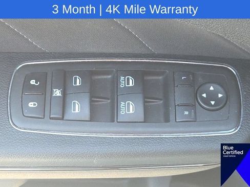 Used 2023 Dodge Charger SXT w/ Blacktop Package AWD/4WD image 21