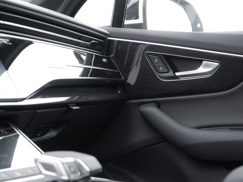 New 2026 Audi Q7 Premium image 15
