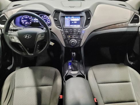 Used 2018 Hyundai Santa Fe SE image 22