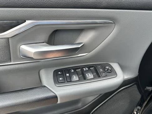 Used 2019 RAM 1500 Big Horn image 12
