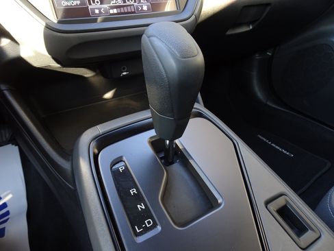 Used 2024 Subaru Crosstrek 2.0i AWD/4WD image 16