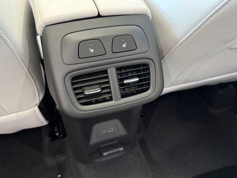 New 2026 Buick Envision Avenir AWD/4WD image 12