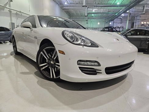 Used 2010 Porsche Panamera S image 2