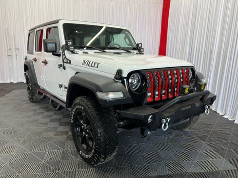 Used 2020 Jeep Wrangler Unlimited Sport AWD/4WD image 3