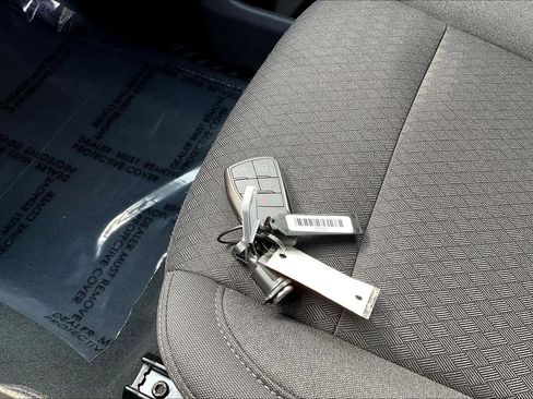 Used 2026 Chevrolet Silverado 1500 Custom image 22