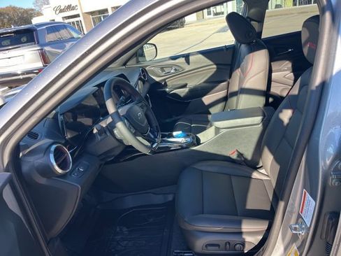 New 2026 Chevrolet Trax RS w/ Sunroof Package image 15