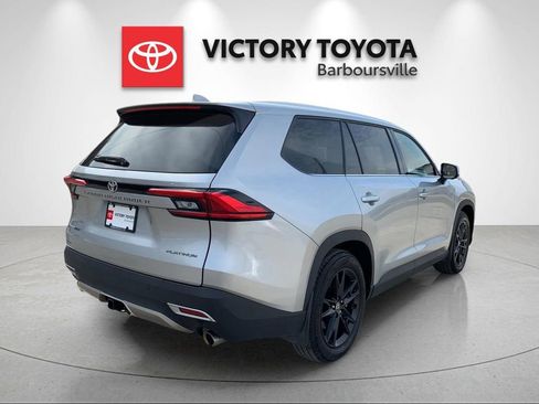 Used 2024 Toyota Grand Highlander AWD Hybrid image 7