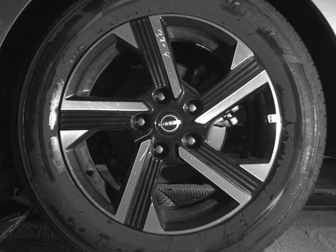 Used 2025 Nissan Sentra SV image 14