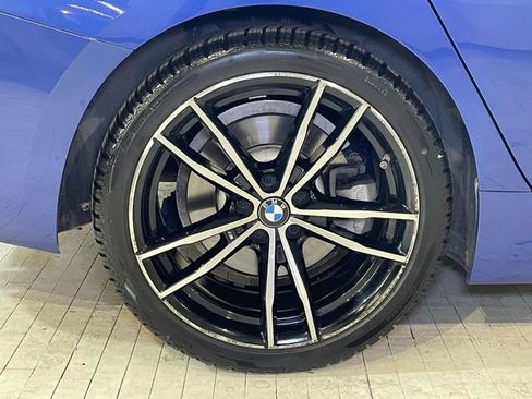 Used 2019 BMW 330i xDrive Sedan w/ M Sport Package AWD/4WD image 13