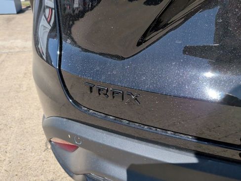 New 2026 Chevrolet Trax RS w/ Sunroof Package image 35