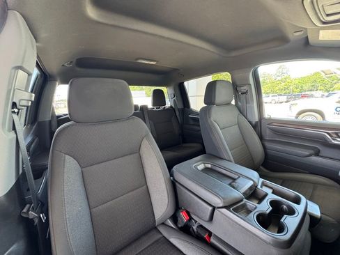 Used 2023 Chevrolet Silverado 1500 LT AWD/4WD image 18