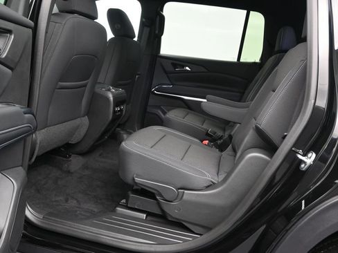 Certified 2026 Chevrolet Traverse LT FWD image 15