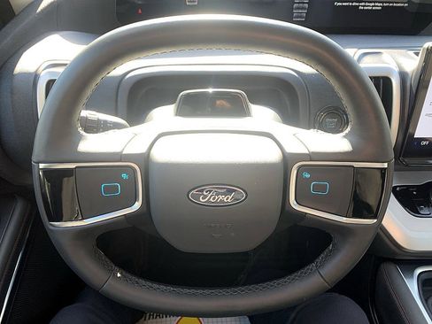 Used 2025 Ford Expedition Max Active image 14