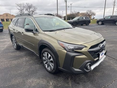 Used 2025 Subaru Outback Limited w/ Popular Package #2 image 7