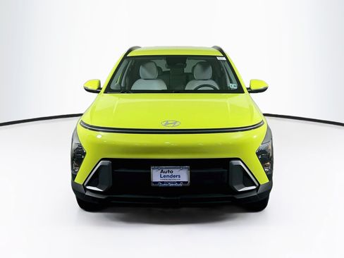 Used 2024 Hyundai Kona SEL w/ Convenience Package AWD/4WD image 2