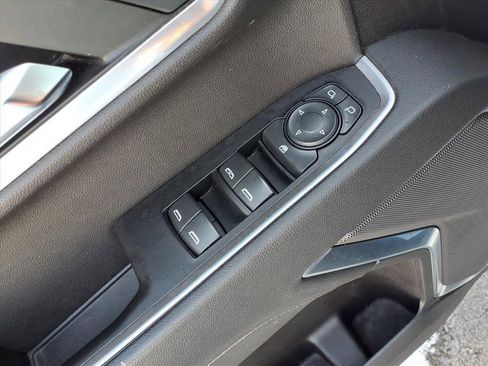 Used 2022 GMC Sierra 1500 SLE w/ Enhanced Capability Package image 14