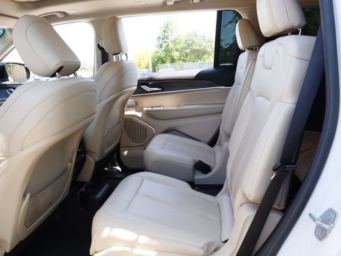 Used 2021 Jeep Grand Cherokee L Limited w/ MOPAR Finishing Package RWD image 27