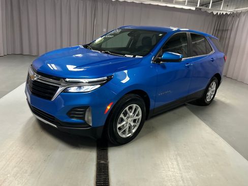 Used 2024 Chevrolet Equinox LT image 3