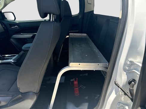 Used 2022 Chevrolet Colorado LT w/ Fleet Safety Package RWD image 23