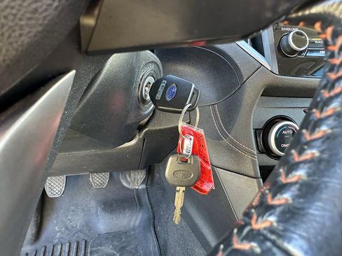 Used 2021 Subaru Crosstrek 2.0i Premium image 21