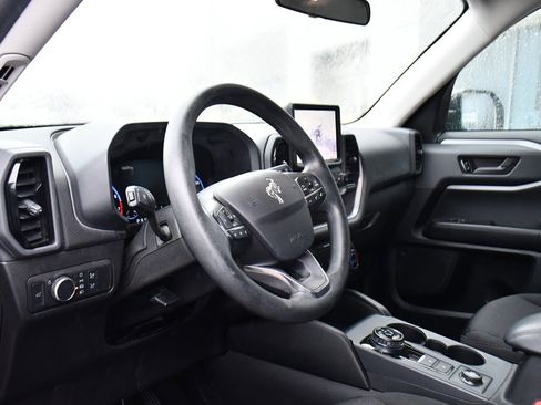 Used 2021 Ford Bronco Sport image 11