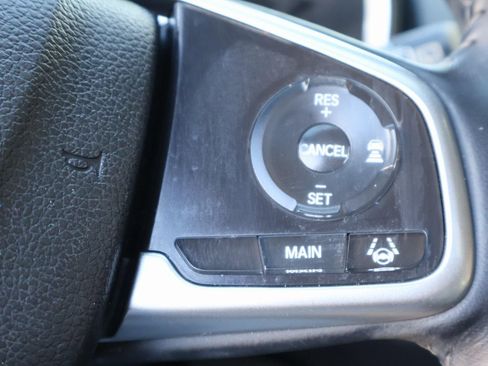 Used 2018 Honda CR-V Touring image 22