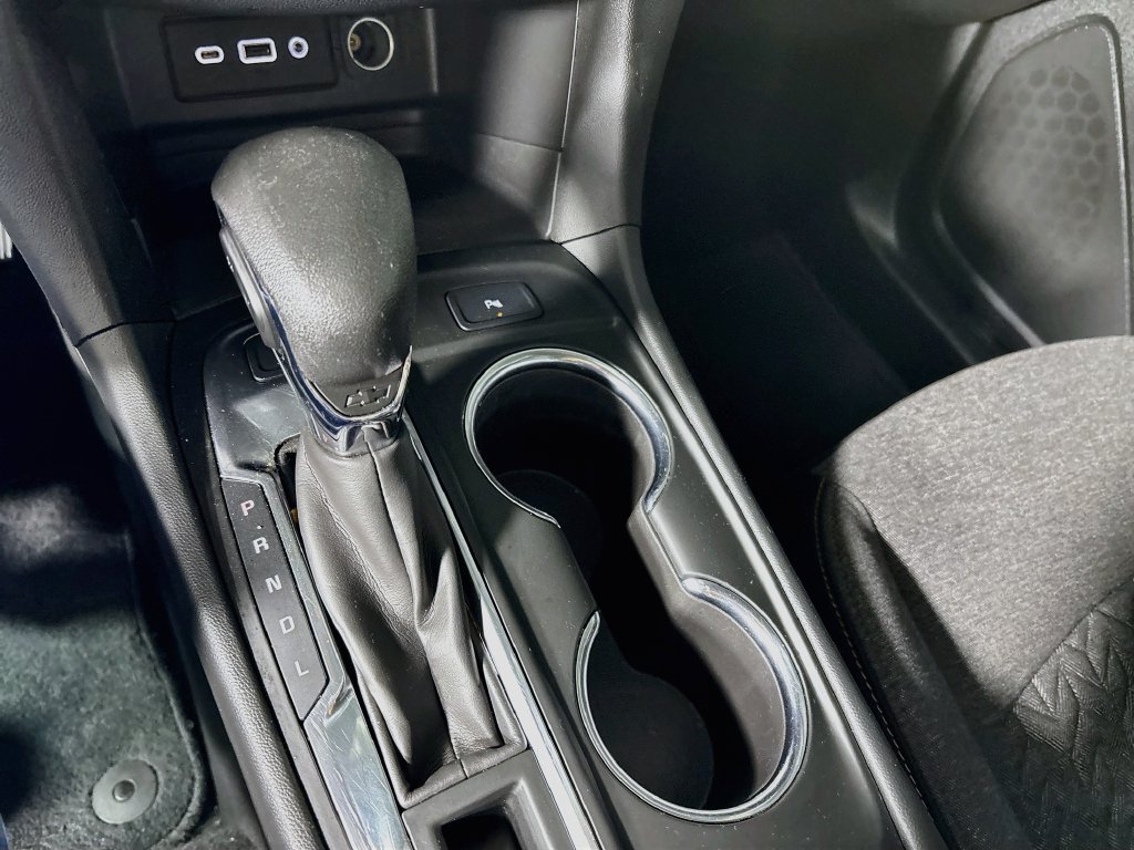 Used 2022 Chevrolet Equinox LT AWD/4WD image 17