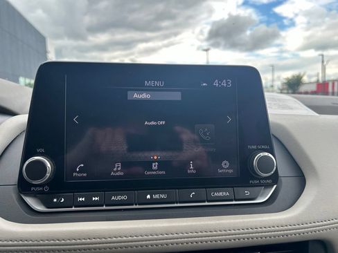 Certified 2023 Nissan Rogue SV AWD/4WD image 12