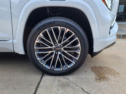 New 2026 GMC Terrain Denali image 53