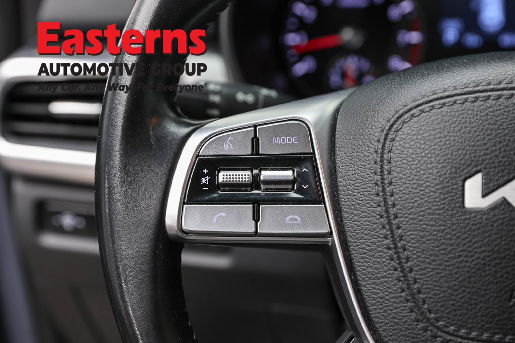 Used 2022 Kia Telluride LX FWD image 15