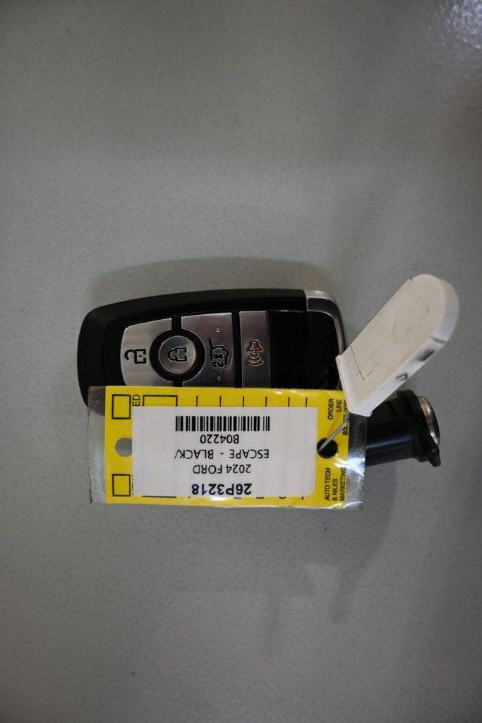 Used 2024 Ford Escape Active FWD image 9