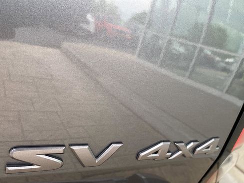 Certified 2022 Nissan Frontier SV AWD/4WD image 9