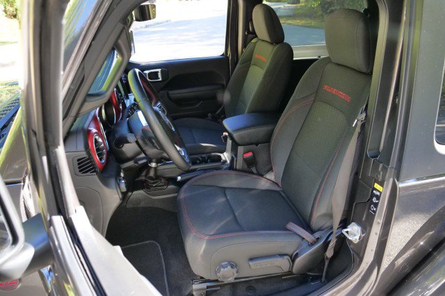 Used 2021 Jeep Wrangler Rubicon AWD/4WD image 25