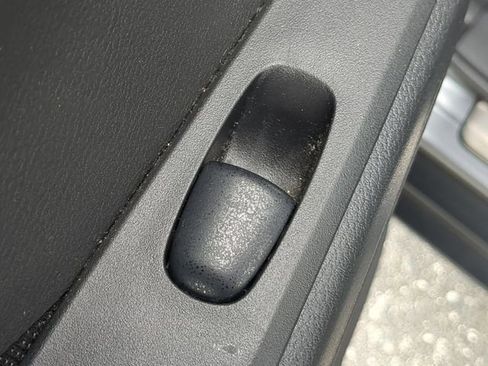 Used 2023 Nissan Kicks SV w/ Interior Electronics Package image 38