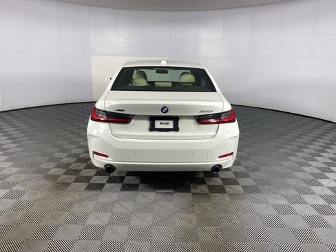 Certified 2023 BMW 330i xDrive Sedan w/ Convenience Package image 10