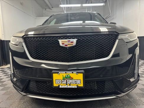 Used 2021 Cadillac XT6 Sport AWD/4WD image 2