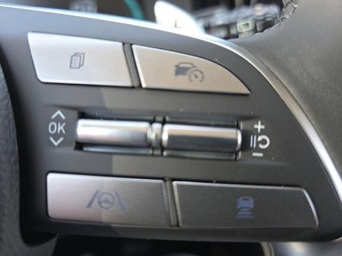 Certified 2025 Hyundai Palisade SEL image 9