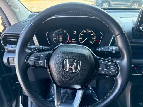 Certified 2025 Honda Pilot EX-L image 11