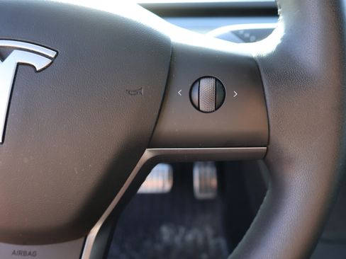 Used 2021 Tesla Model 3 Long Range AWD/4WD image 27