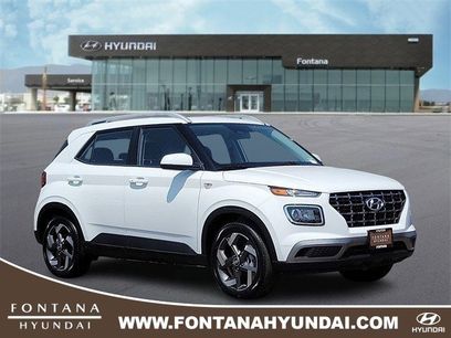 New 2025 Hyundai Venue SEL