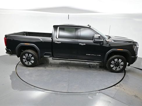 Used 2024 GMC Sierra 2500 Denali w/ Denali Reserve Package image 40