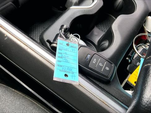 Used 2019 RAM 1500 Big Horn image 13