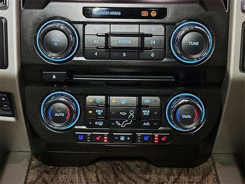 Used 2017 Ford F250 Lariat w/ Lariat Ultimate Package image 13